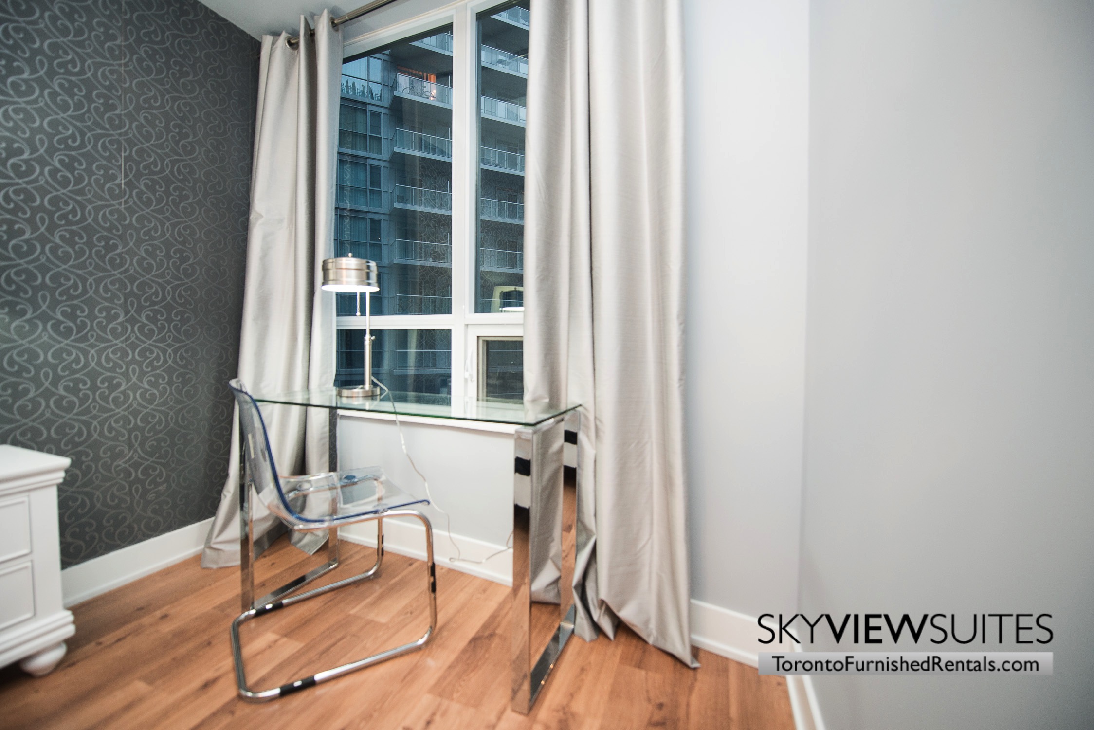 furnished-apartments-office-entertainment-district