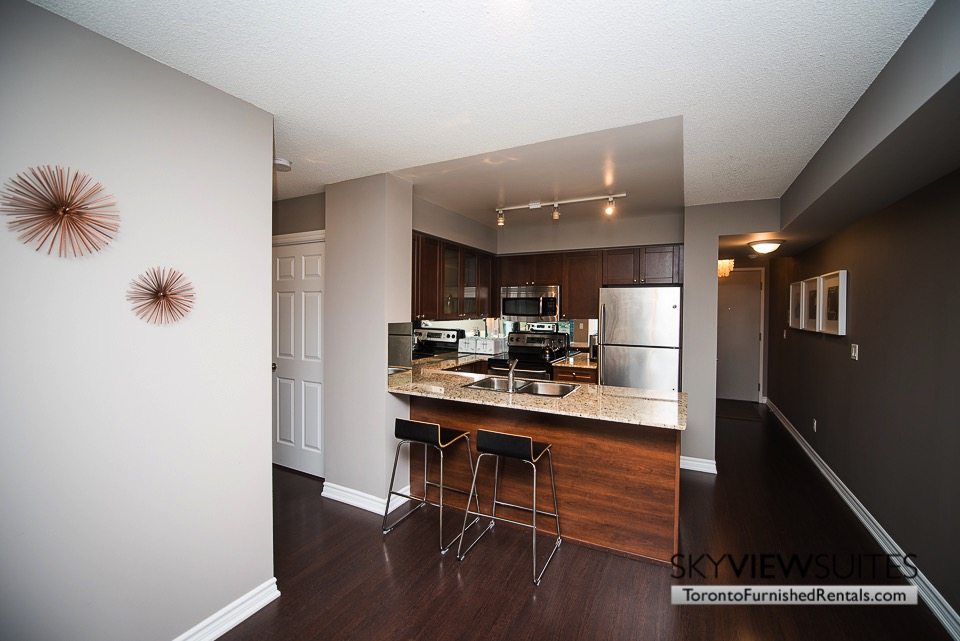furnished-apartments-toronto-kitchen-bay-and-college