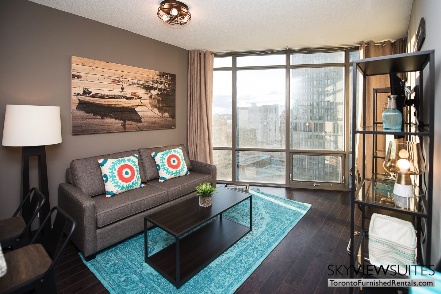 urnished-apartments-toronto-living-room-bay-and-college
