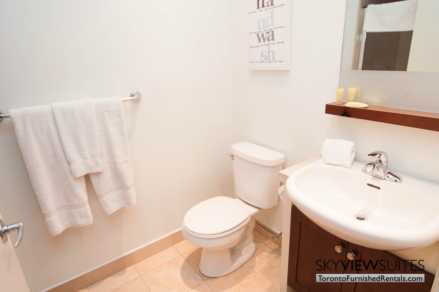 furnished rentals toronto waterfront bathroom