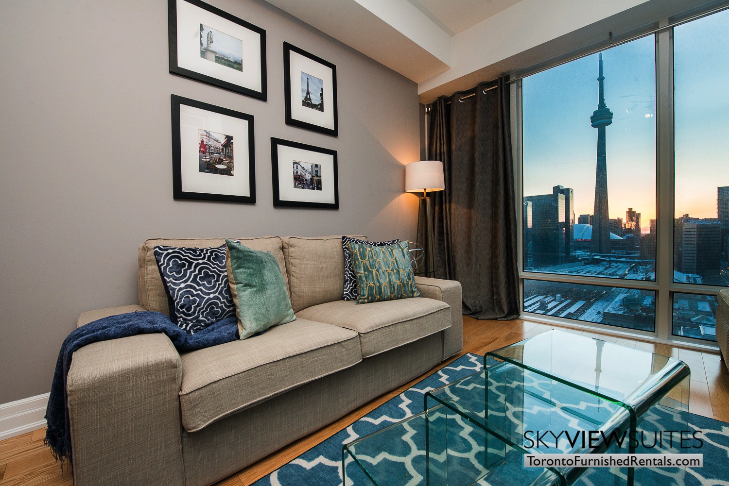 Yonge & Front serviced apartments toronto CN Tower and wall art