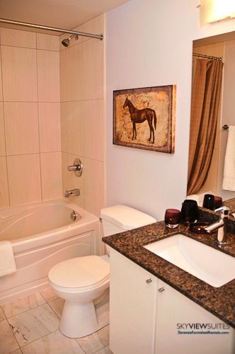 furnished suites toronto harbourfront bathroom