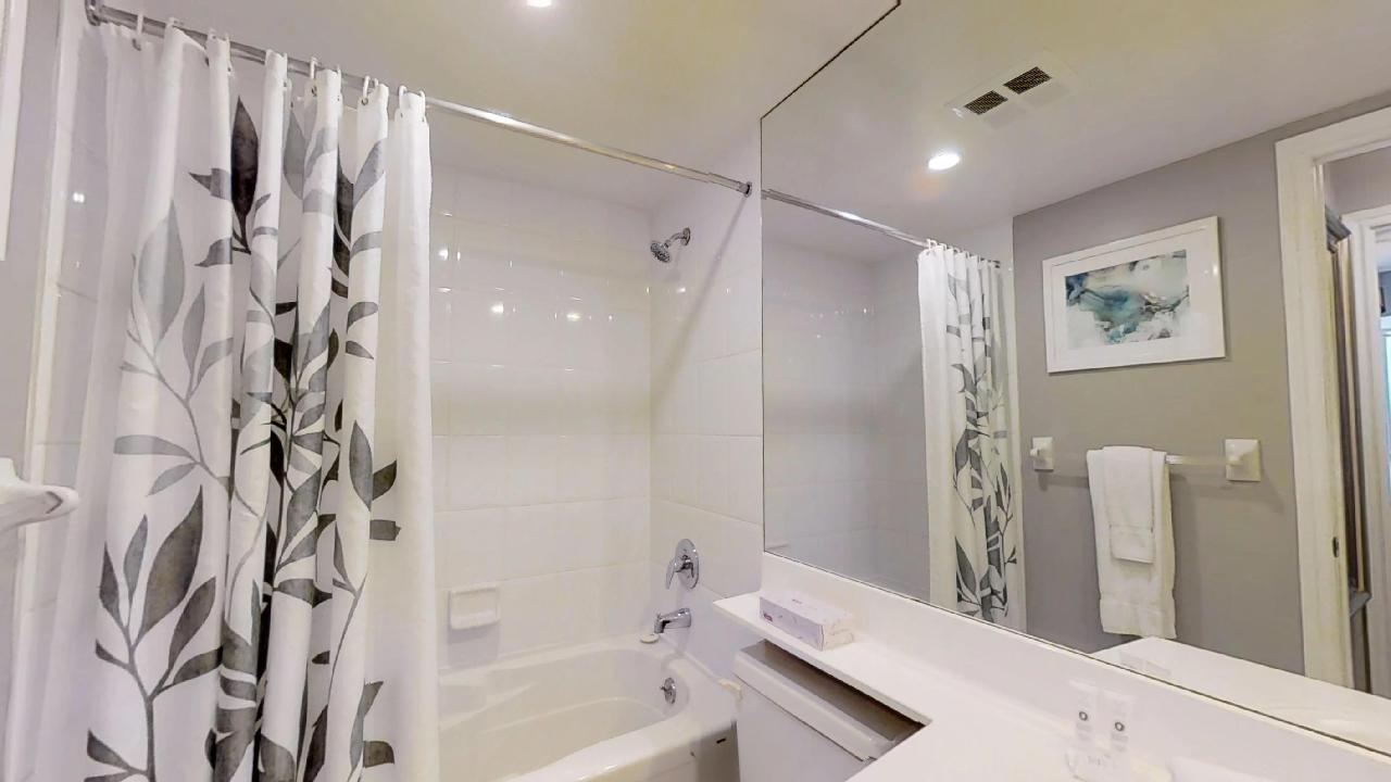 shower in furnished apartment near queen and university in Toronto